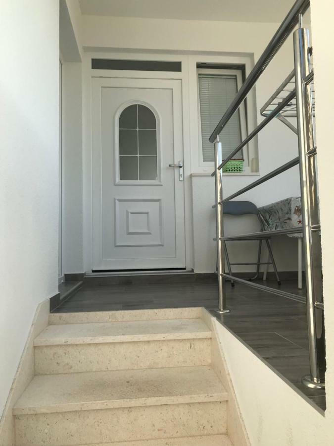 Apartment Santa Marina Primošten Buitenkant foto