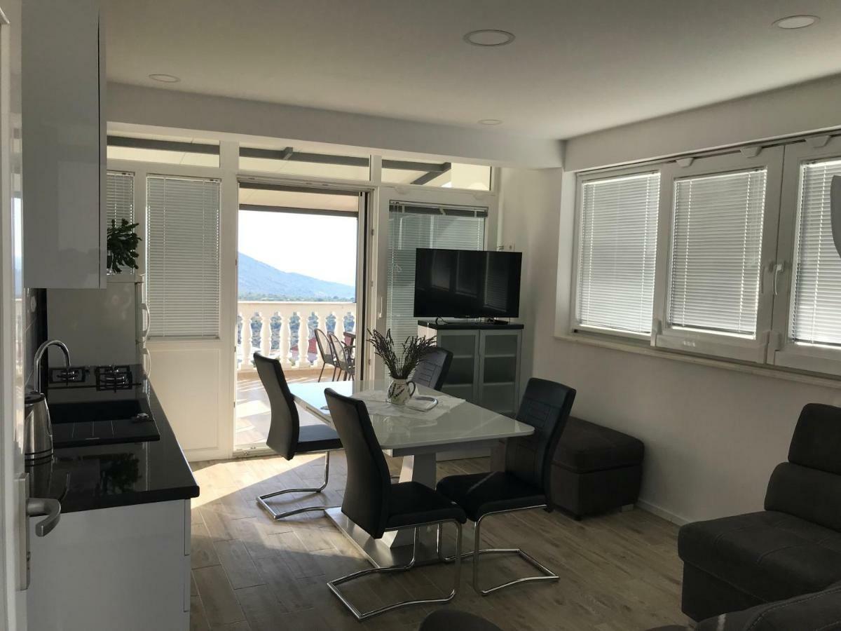 Apartment Santa Marina Primošten Buitenkant foto